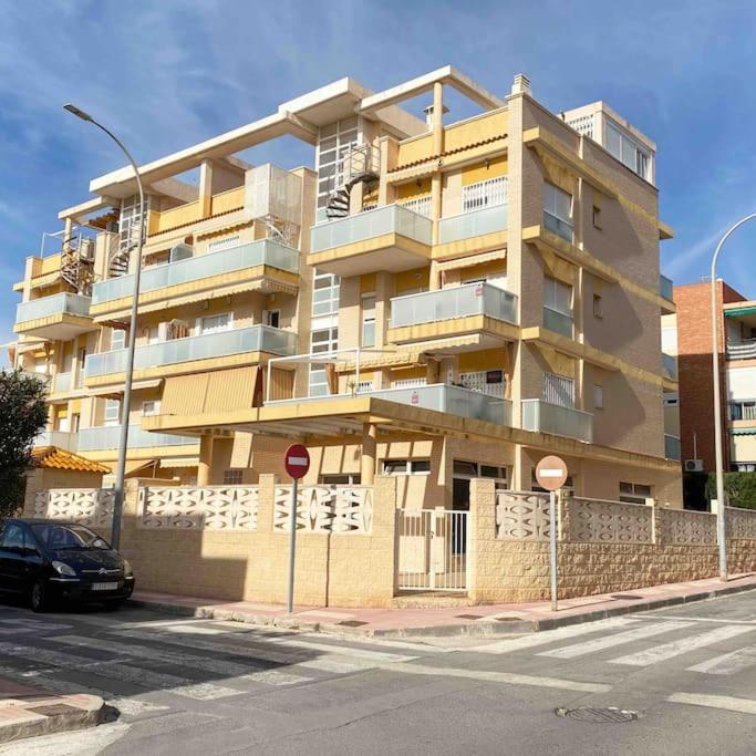 Modern Flat Close To Beach El Campello Buitenkant foto