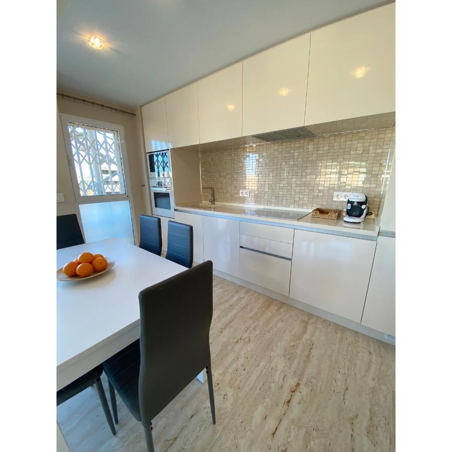 Modern Flat Close To Beach El Campello Buitenkant foto