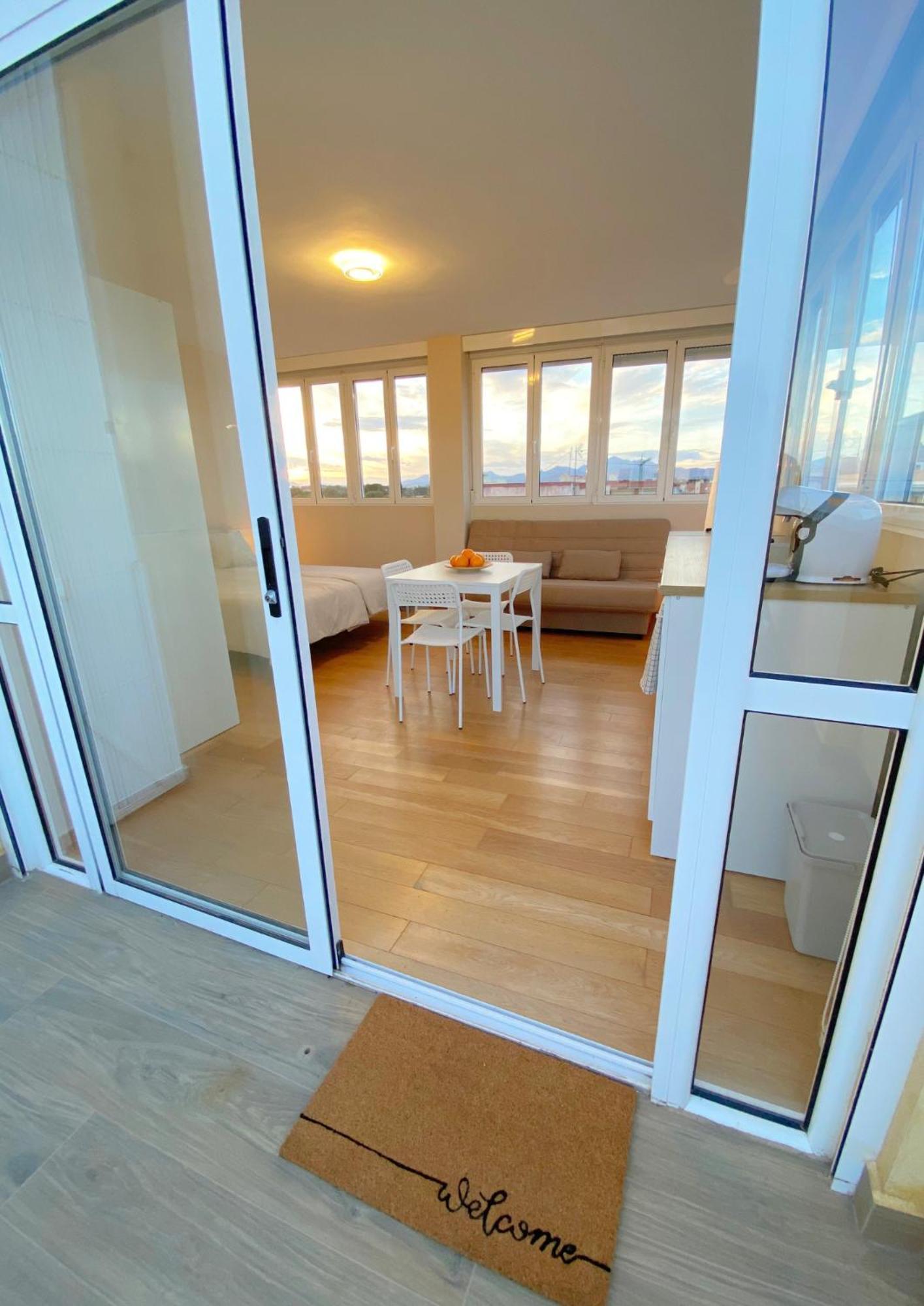 Modern Flat Close To Beach El Campello Buitenkant foto